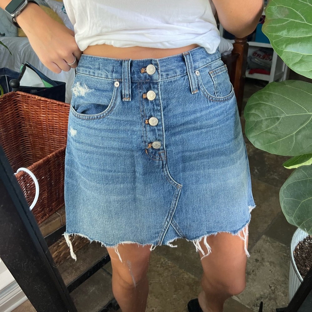 Madewell Rigid Denim A-Line Mini Skirt in Lakeline